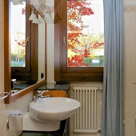 Casa de Férias Con Ampio Giardino Esterno E Piscina Condominiale