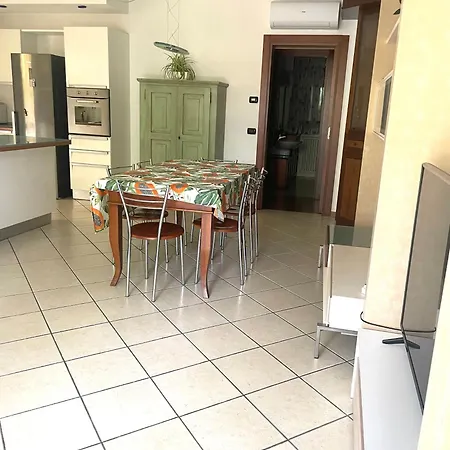 Casa de Férias Con Ampio Giardino Esterno E Piscina Condominiale Garda (Verona)
