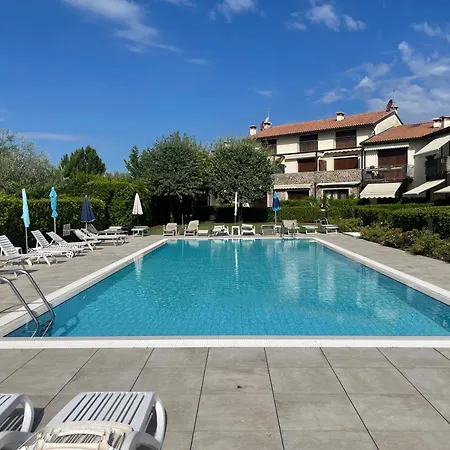 Casa de Férias Con Ampio Giardino Esterno E Piscina Condominiale